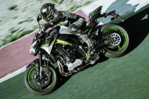 La Kawasaki Z900 se mantiene al frente de "las motos más vendidas"
