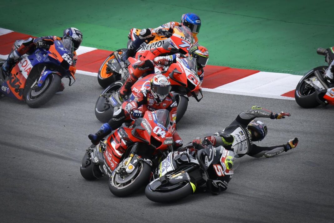 La caída de Zarco y Dovizioso ha condicionado el GP