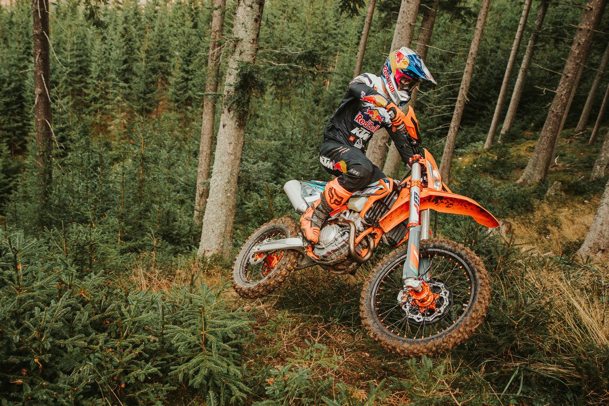 La moto cuenta con grandes cambios con respecto a la standard