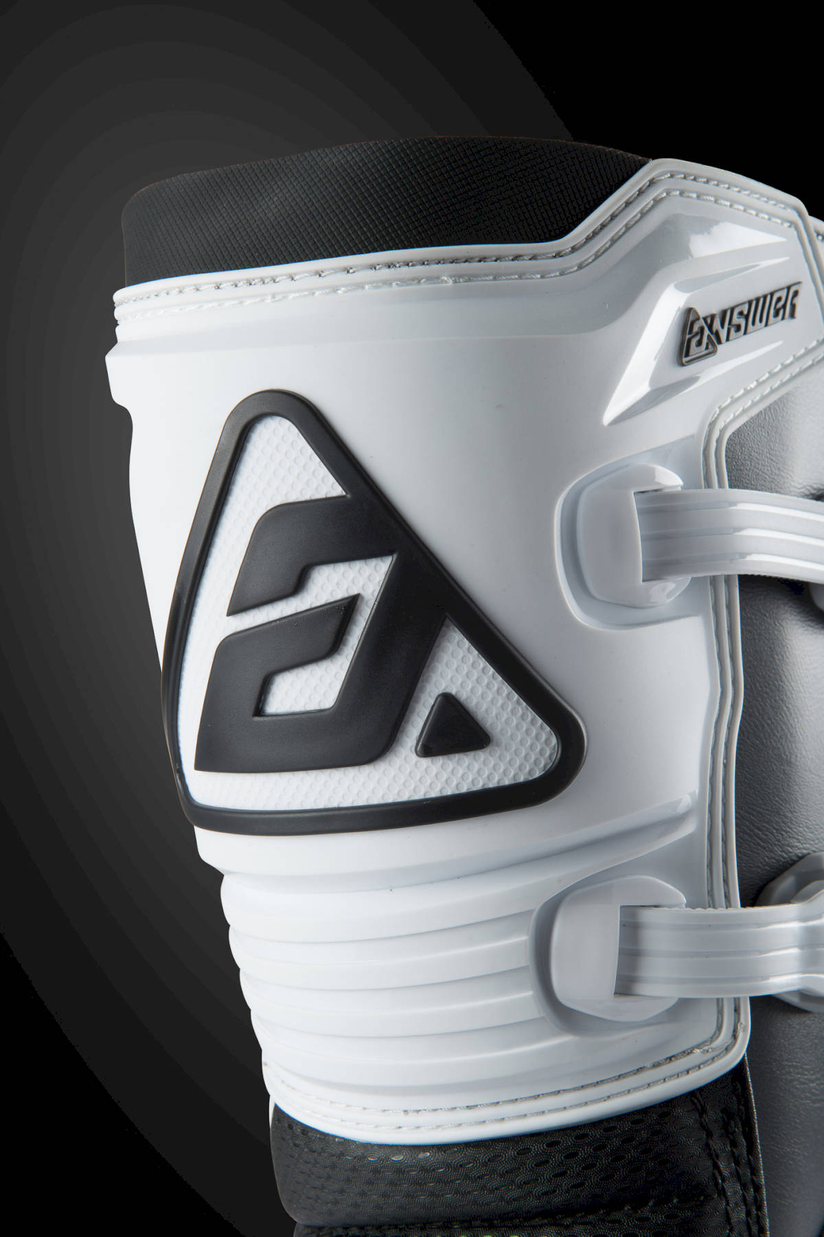 ndp_answer_botas_ar1_3