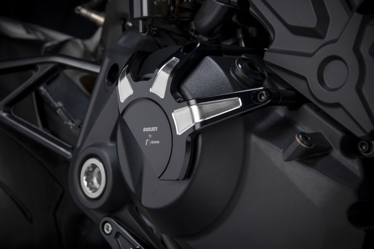 ducati_diavel_1260_performance_2020_06