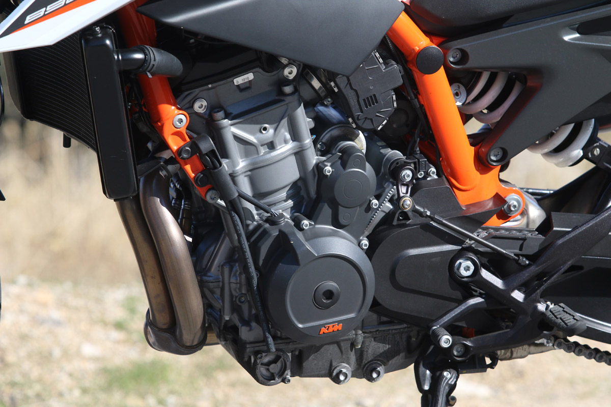 Motor bicilíndrico paralelo 8 válvulas para la KTM 890 Duke R