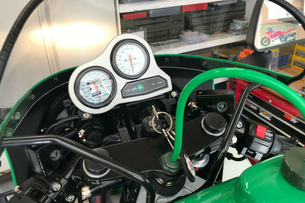 suzuki_gsxr_750_skoal_bandit_replica_1986_03