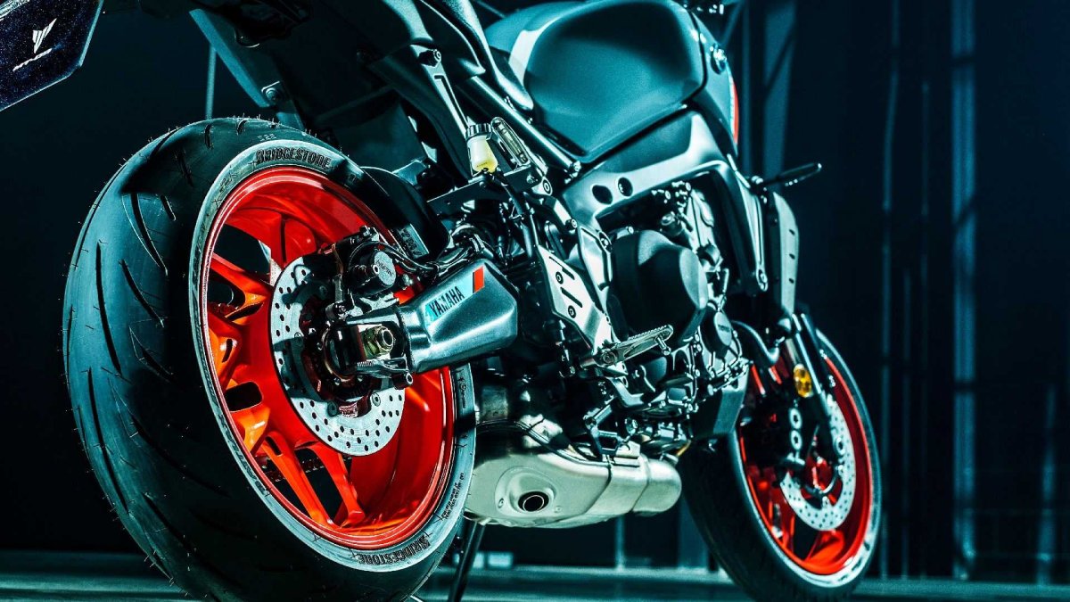 yamaha_mt09_2021_3