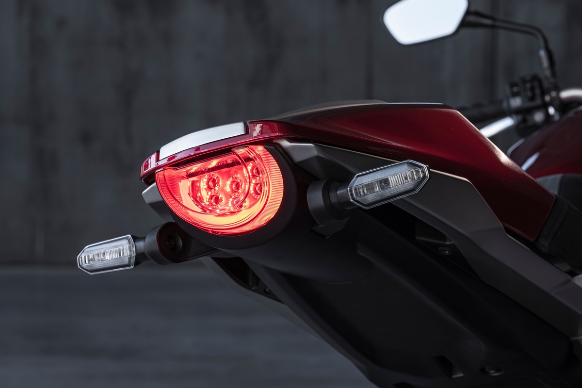 Honda CB1000R 2021