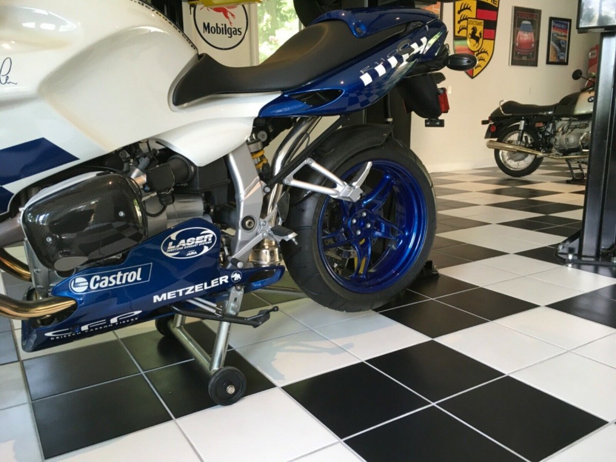 bmw_r_1100_s_boxer_cup_mamola_9