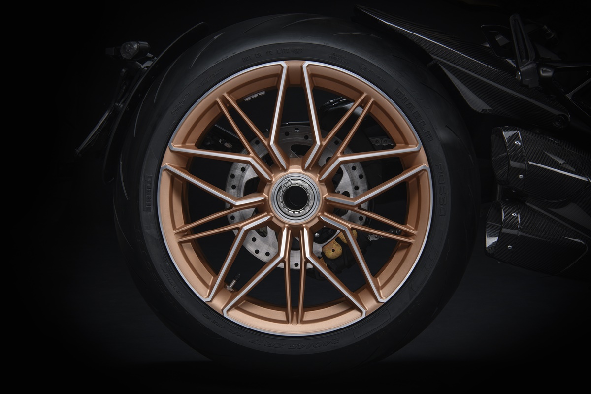 Ducati Diavel 1260 Lamborghini 2021