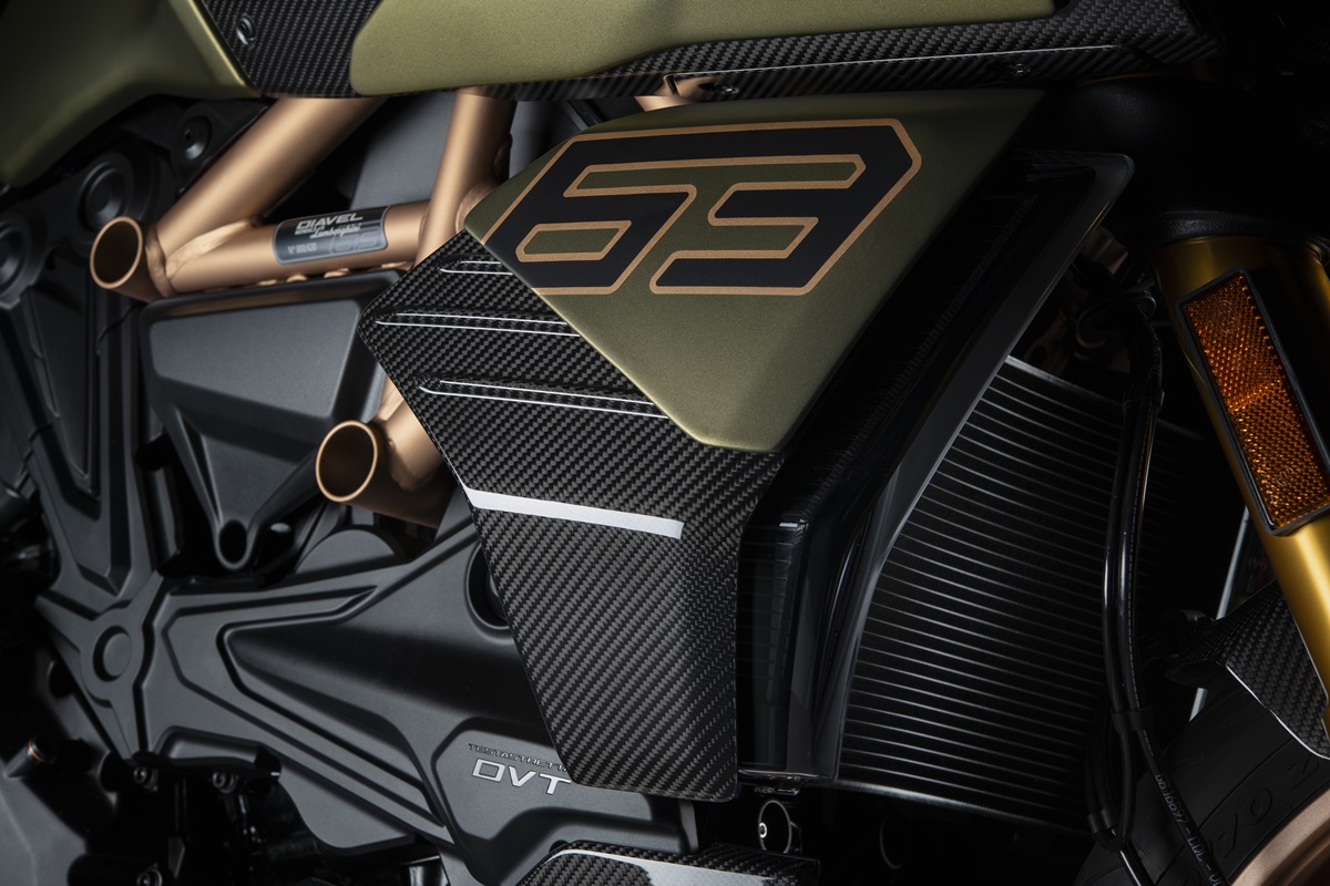 Ducati Diavel 1260 Lamborghini 2021