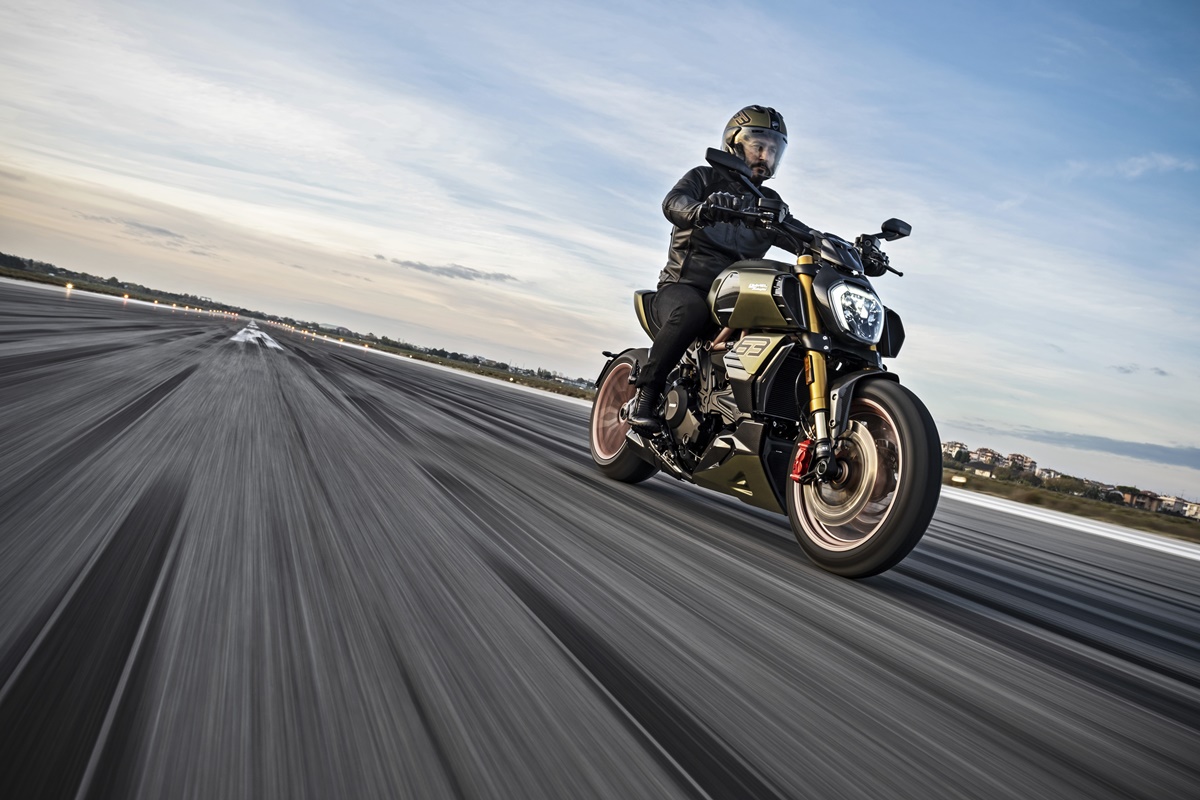 Ducati Diavel 1260 Lamborghini 2021