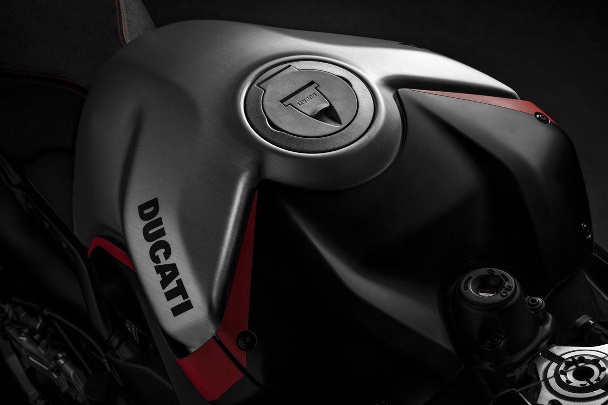 Ducati Panigale V4 SP 2021