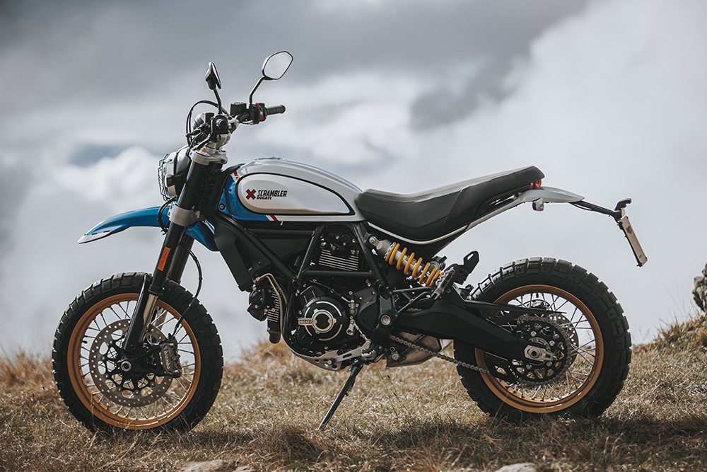 my21_ducati_scrambler_desert_sled_ambience_7_uc209561_low