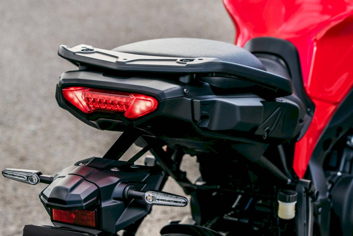 yamaha-mt09_tracer_5