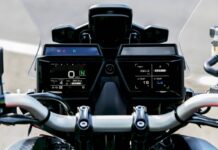 yamaha-mt09trgt_4_1200