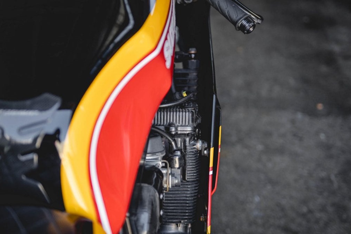 Suzuki GSX-R1100 '88 restomod