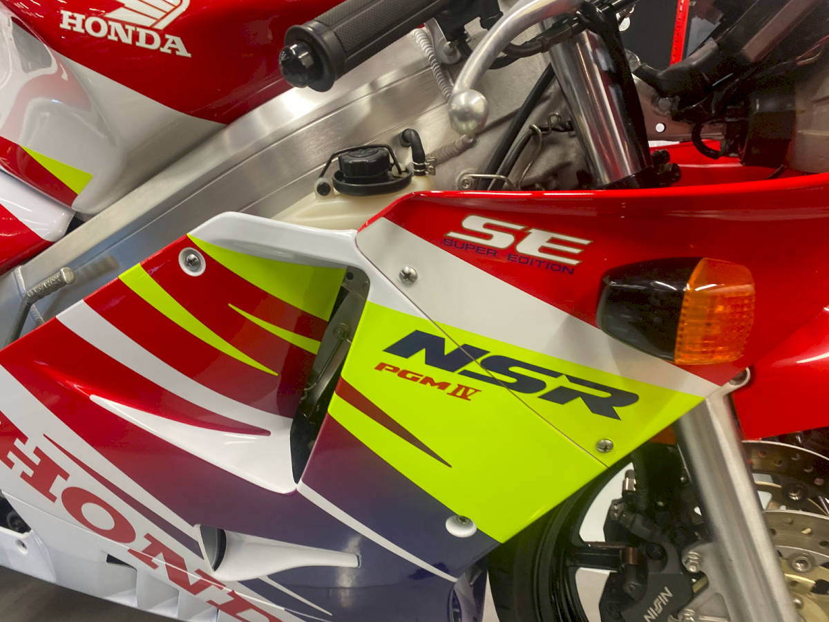 honda_nsr250r_se_shop_-_16-x3