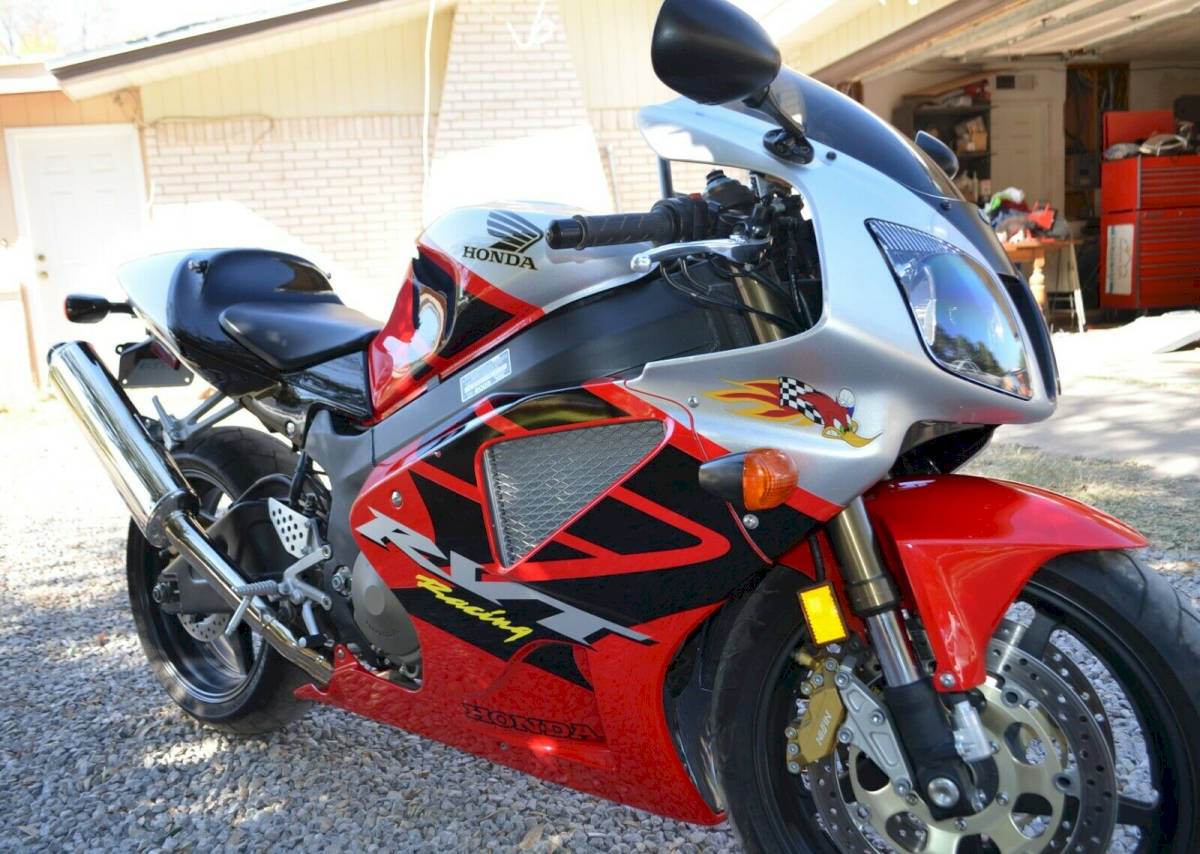 honda_vtr1000_sp2_rc51_9