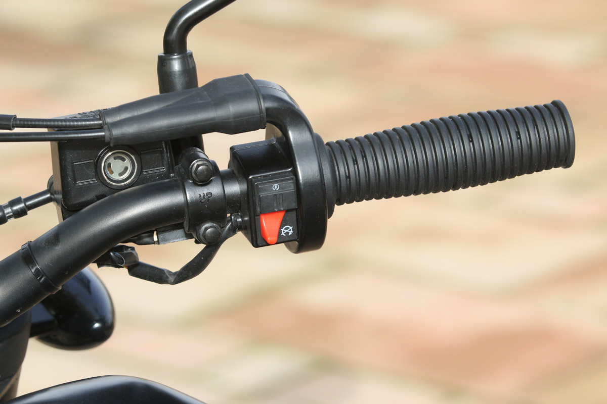 Acelerador de la Hyosung Bobber GV300S