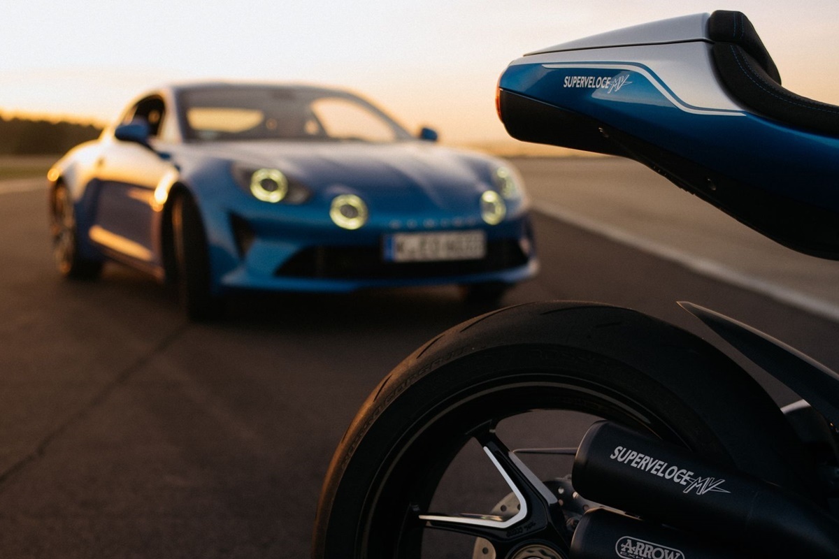 MV Agusta Superveloce Alpine