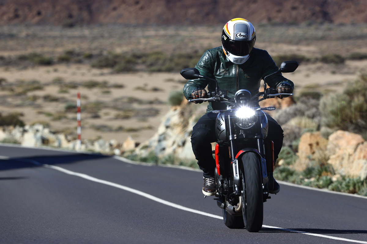 La Triumph Trident 660 se asienta en 3 pilares: diseño, carácter y estilo