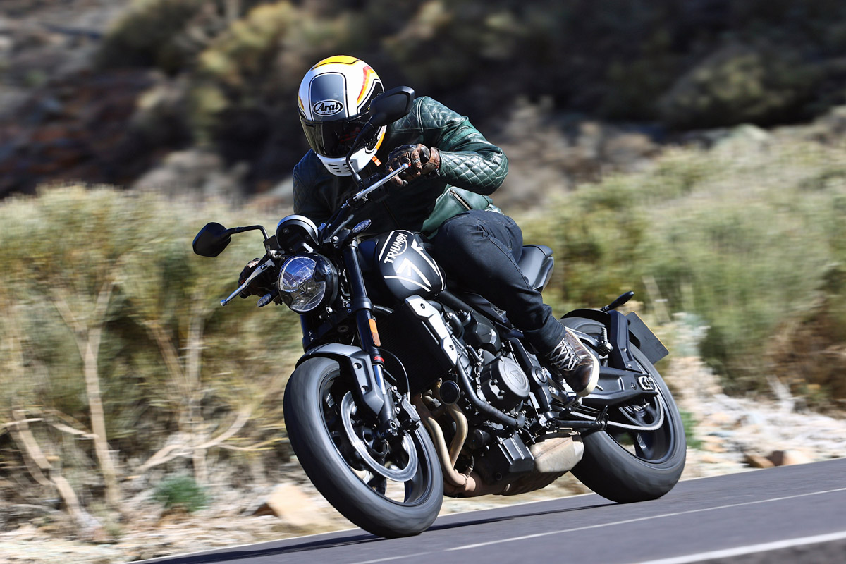 La nueva Triumph Trident 660 es una moto muy accesible y cómoda para todos los usuarios
