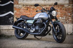 Moto Guzzi V7 Stone Aniversario 2021