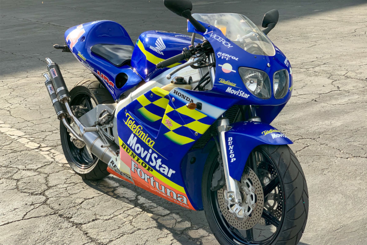 Imponente y llena de detalles, así es esta NSR250R
