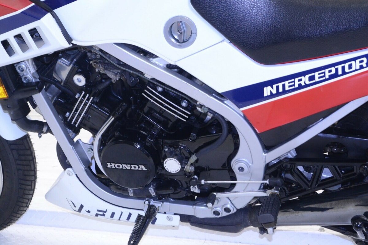 honda_vf500f_1985_6