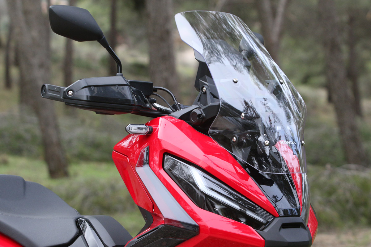 Frontal del Honda X-ADV 2021