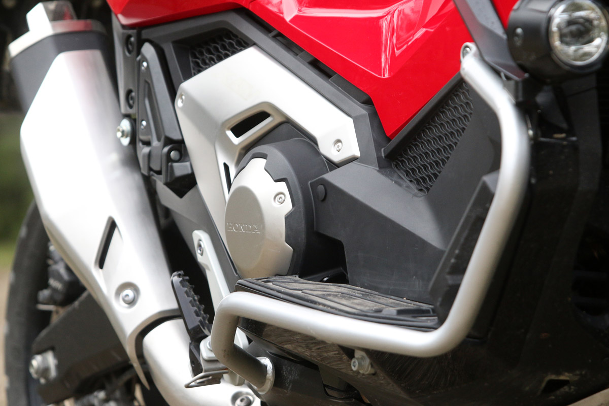 Las barras protectoras de carrocería del Honda X-ADV se venden como accesorio