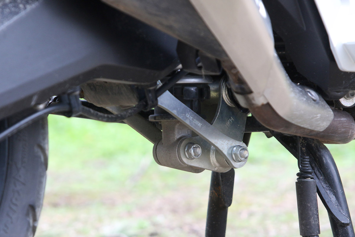 Monoamortiguador trasero con bieletas en el Honda X-ADV 2021