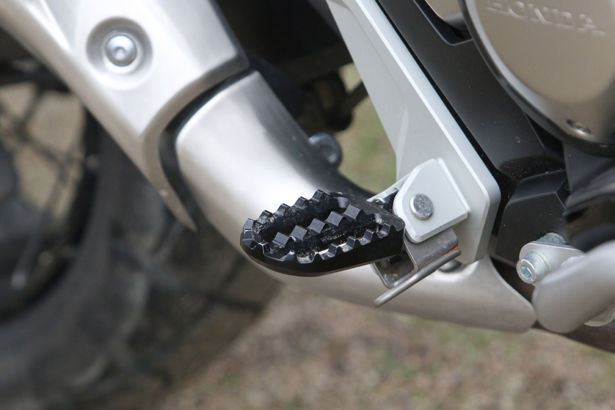Estriberas dentadas opcionales con cierre de seguridad para el Honda X-ADV 2021