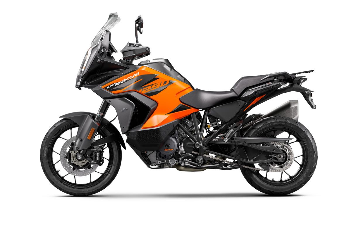 ktm_1290_super_adventure_s_studio_left