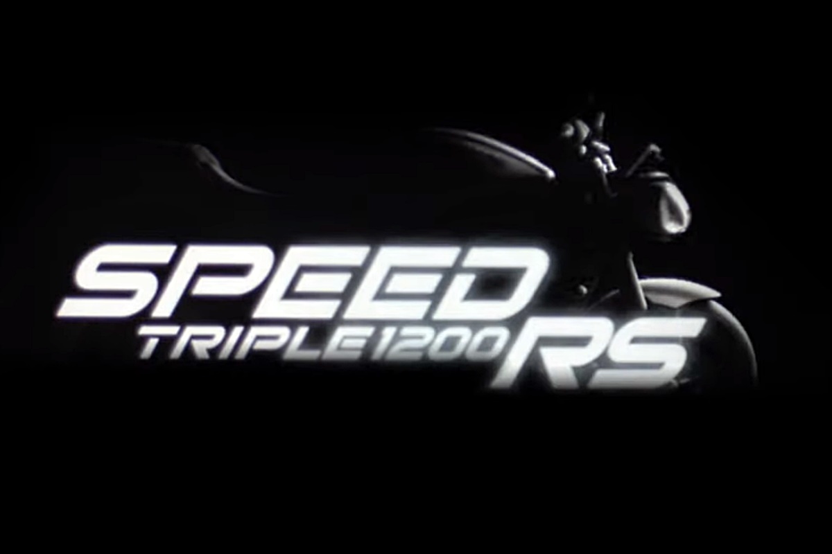 triumph_speed_triple_1200_rs_2021_02