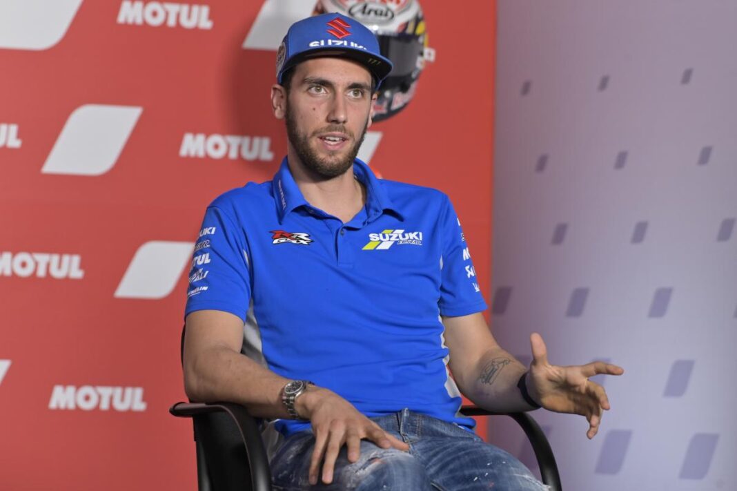 Rins apunta al título