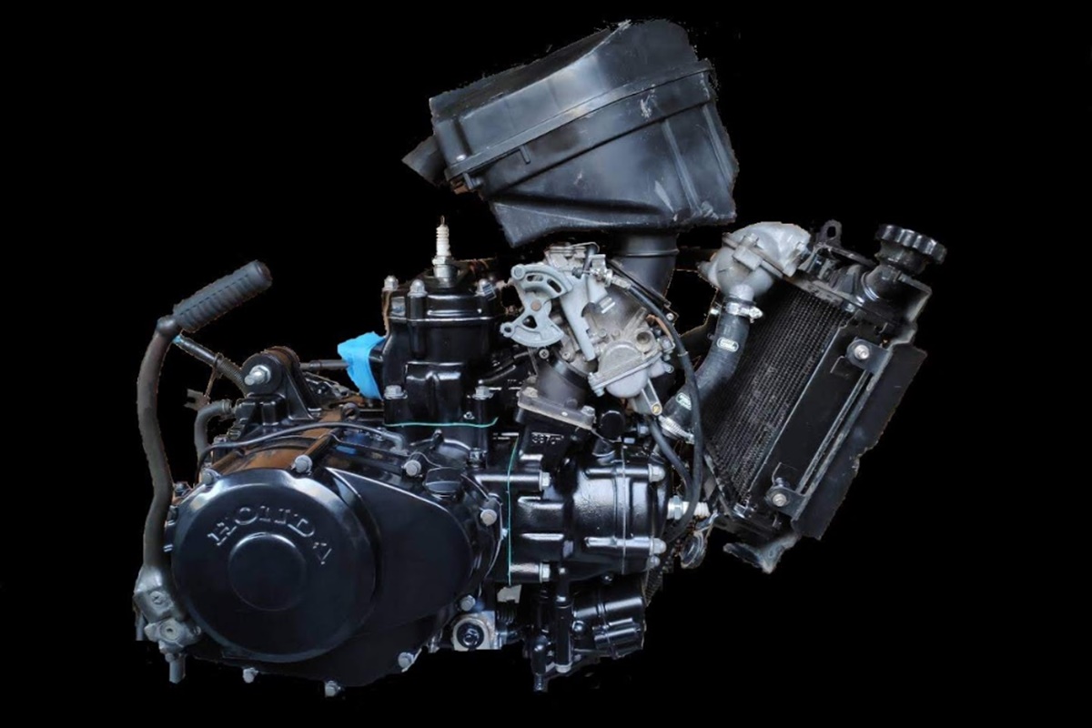 Honda NS400R - Motor
