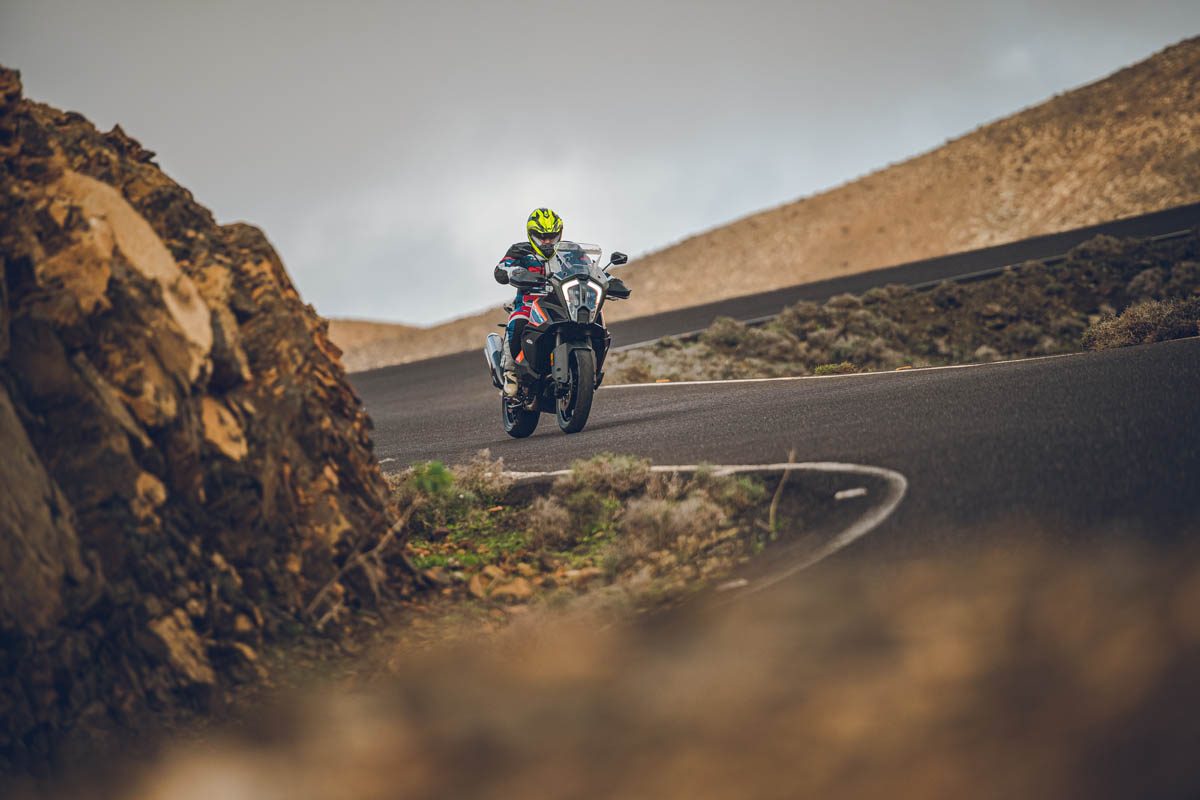 ktm_1290_super_adventure_s_2021_06