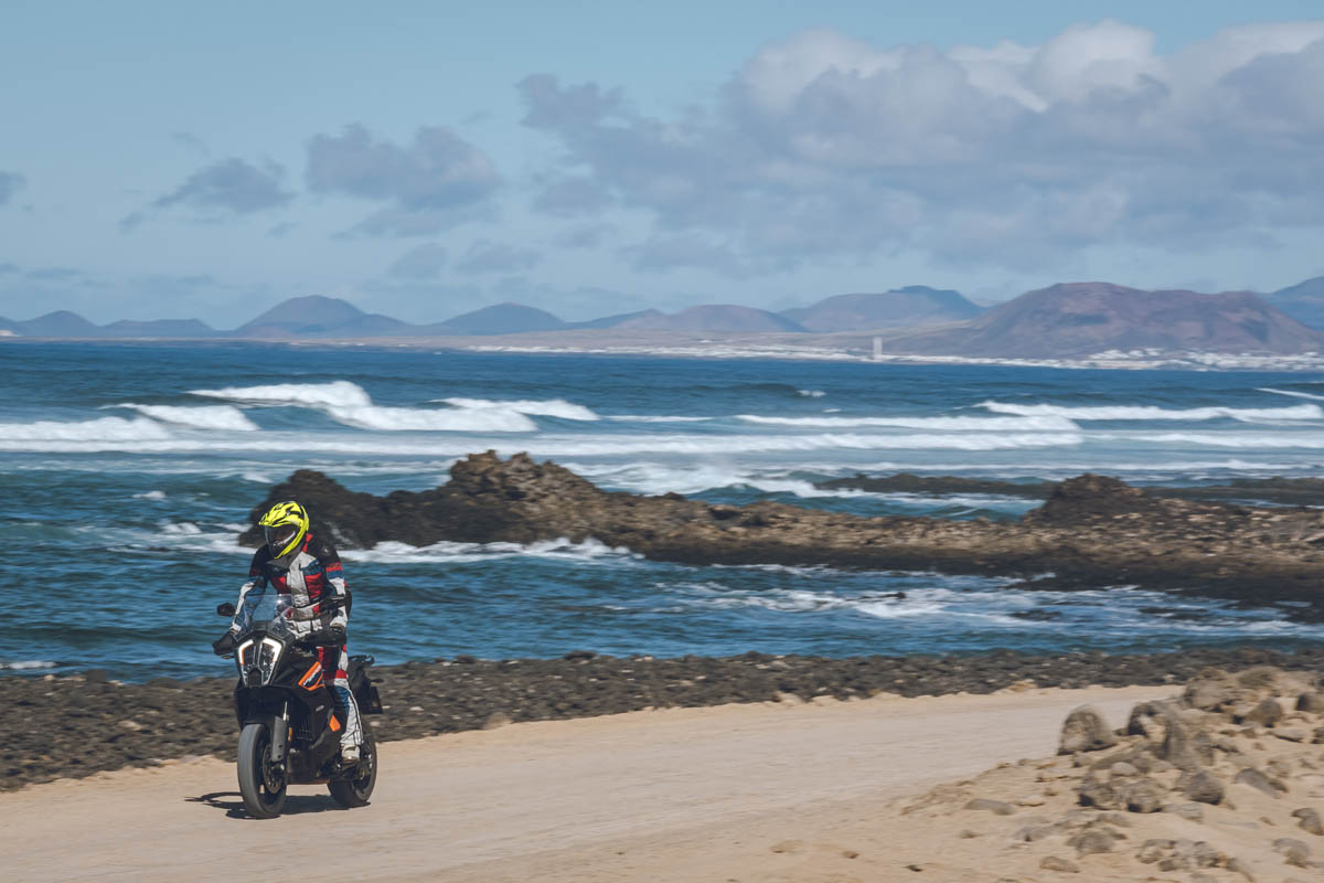 ktm_1290_super_adventure_s_2021_18