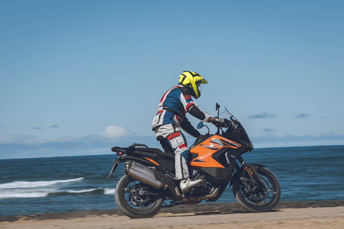 ktm_1290_super_adventure_s_2021_19