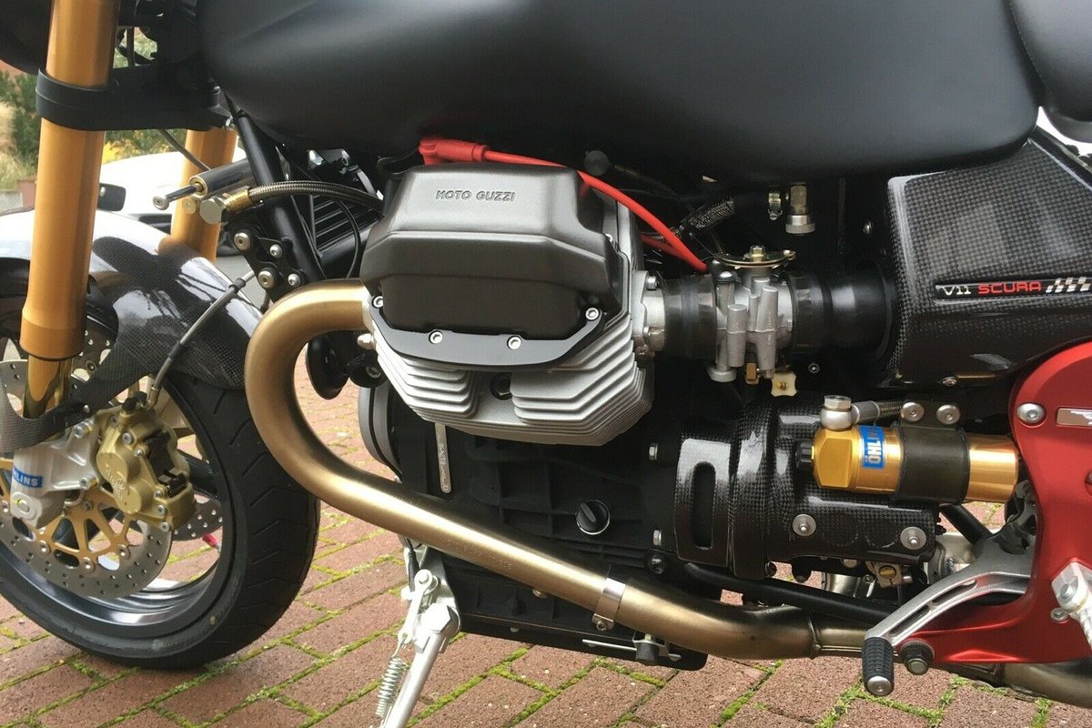 moto_guzzi_v11_scura_5