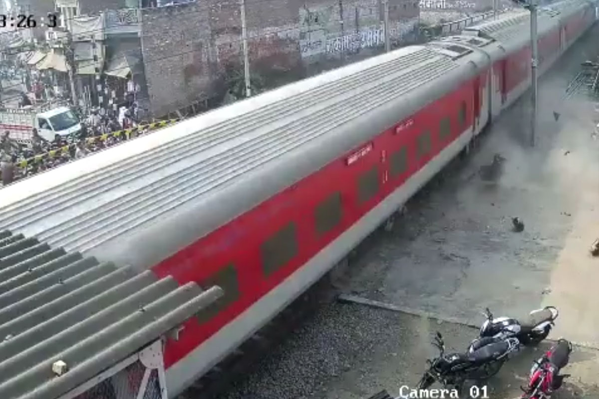 La moto queda totalmente destruída