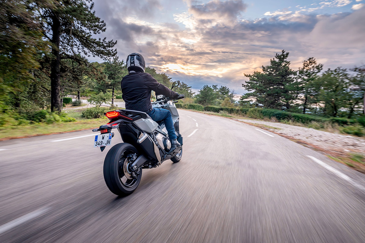En un primer momento el veto era sólo para motos