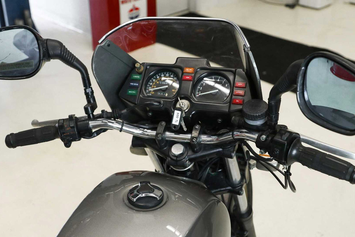 Vista de la Ducati Pantah 600 TL