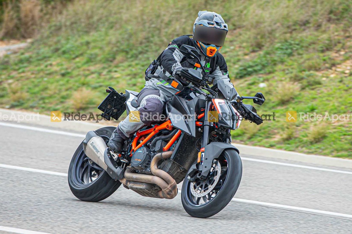 KTM 1290 Super Duke RR 2021