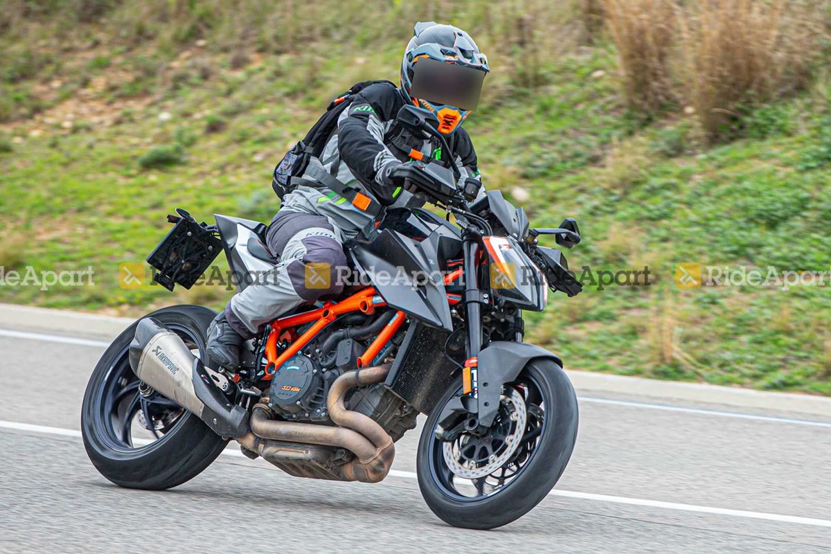 KTM 1290 Super Duke RR 2021
