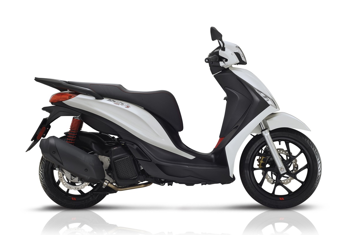 piaggio-medley-125-2021-06