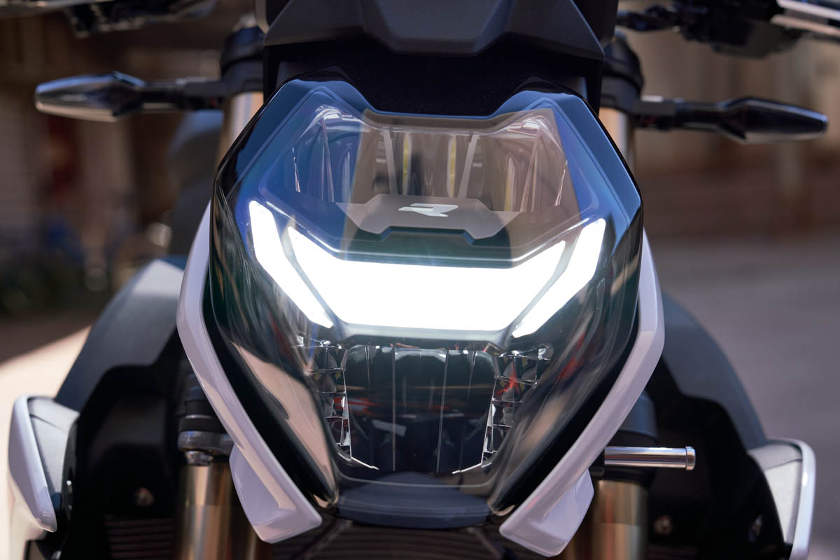bmw_s1000r_2021_09
