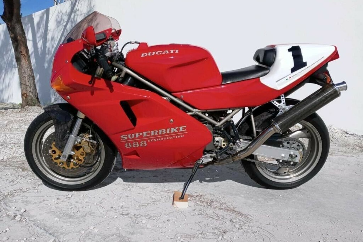 Ducati 888 SP0 (1994)