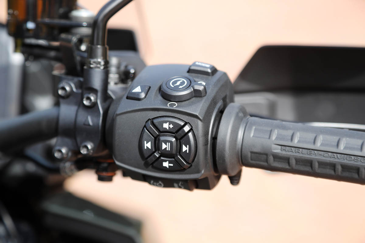 harley_davidson_pan_america_1250_s_2021_22