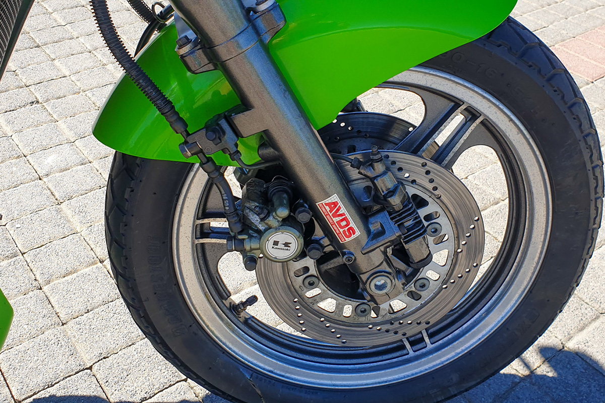 Doble disco delantero en la KR250