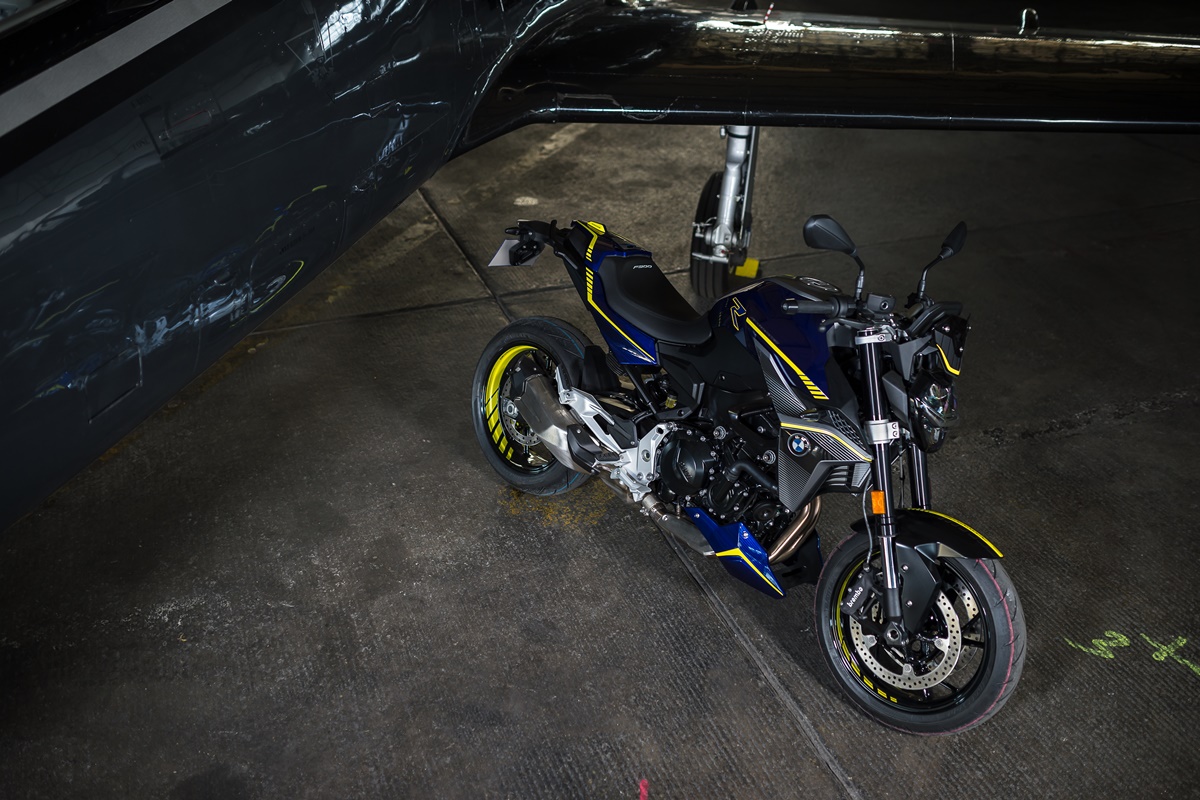 BMW F 900 R Force